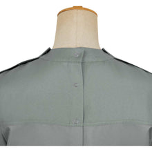 Laden Sie das Bild in den Galerie-Viewer, Mickey 17 (2025) Mickey Kostüm Cosplay Outfits