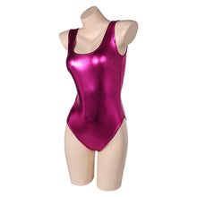 Laden Sie das Bild in den Galerie-Viewer, The Substance (2024) Die Substanz Sue rosa Trainingsanzug