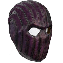 Laden Sie das Bild in den Galerie-Viewer, The Falcon and the Winter Soldier Baron Zemo Maske Cosplay Zubehör
