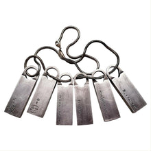 Laden Sie das Bild in den Galerie-Viewer, Death Stranding Necklace Sam Cosplay Schlüsselanhänger Halskette Tod Keychains Halskette