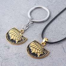 Laden Sie das Bild in den Galerie-Viewer, Death Stranding Necklace Schlüsselanhänger Halskette American Map Keychains Halskette